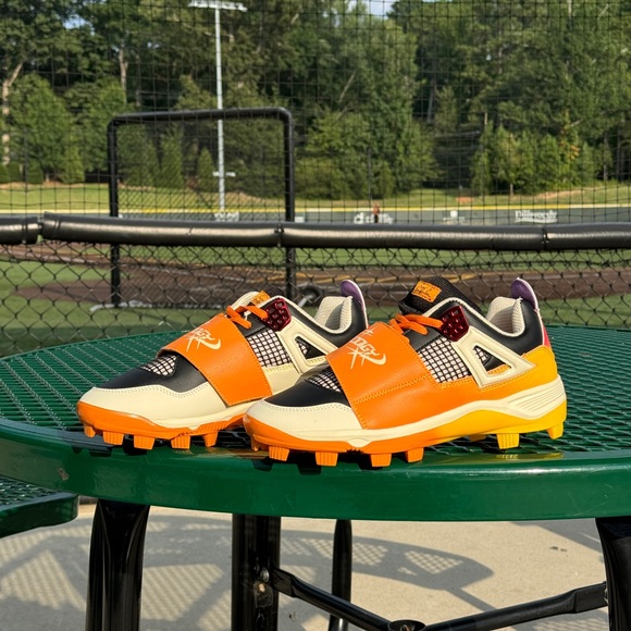 Custom Baseball cleats - Picture 13 of 14